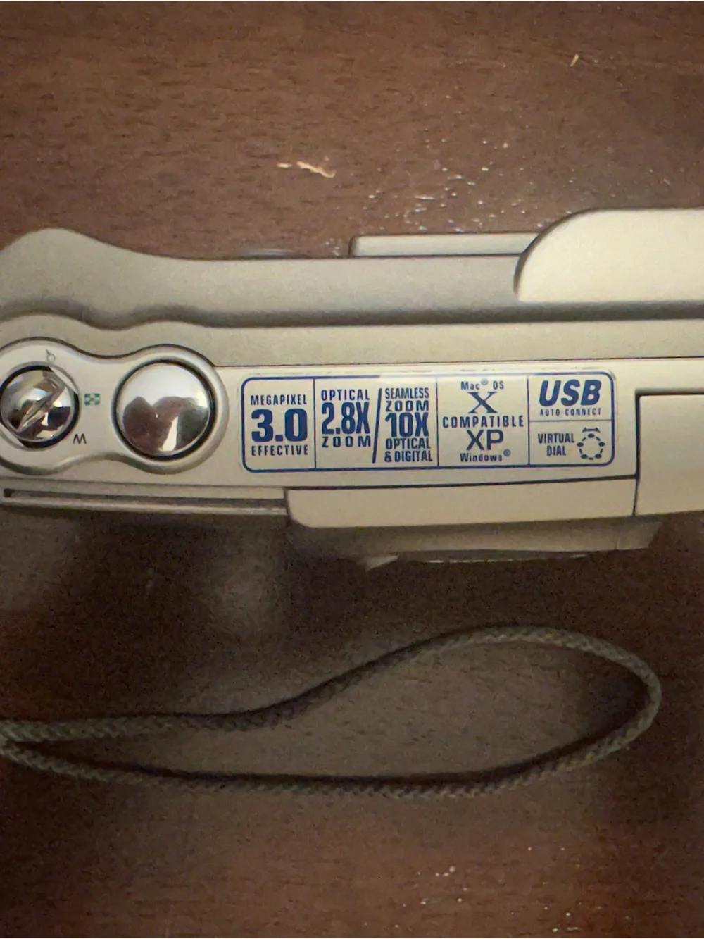 Olympus D-550 Zoom Digital Camera